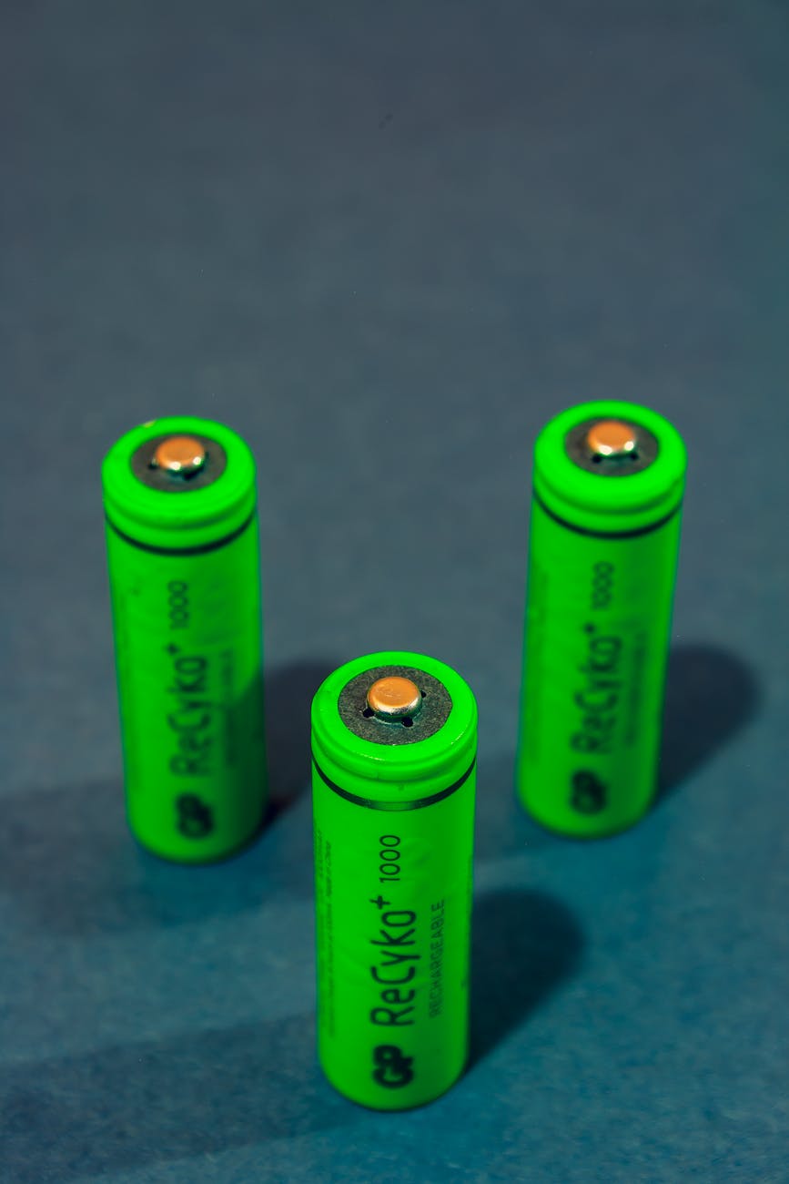 12.8V 100 Ah Lithium Lifepo4 battery