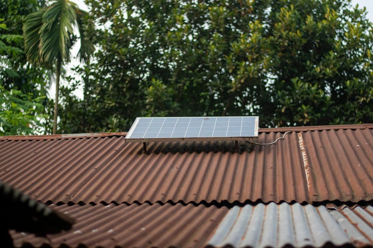 Efficient Solar Power with Su-svastika’s 1.5KVA Solar MPPT PCU