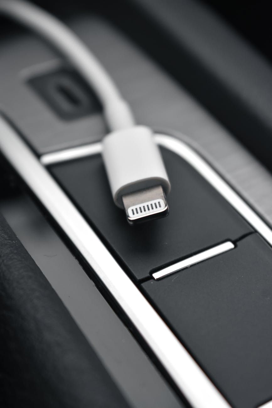 Fast Charging and Lithium battery UPS