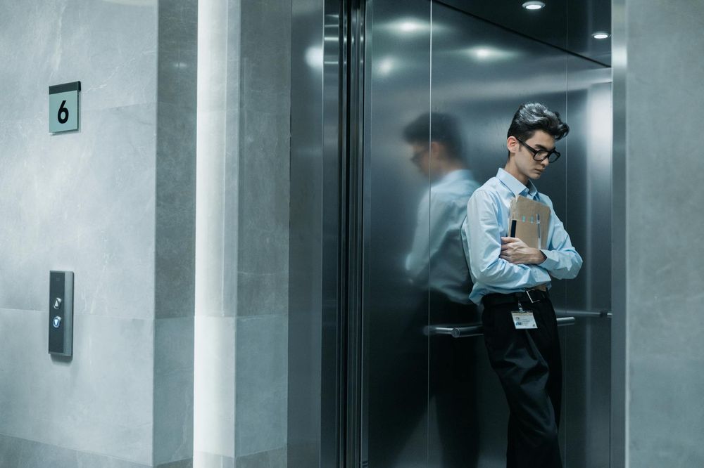 Fear the Elevator No More: Understanding and Overcoming Elevatophobia