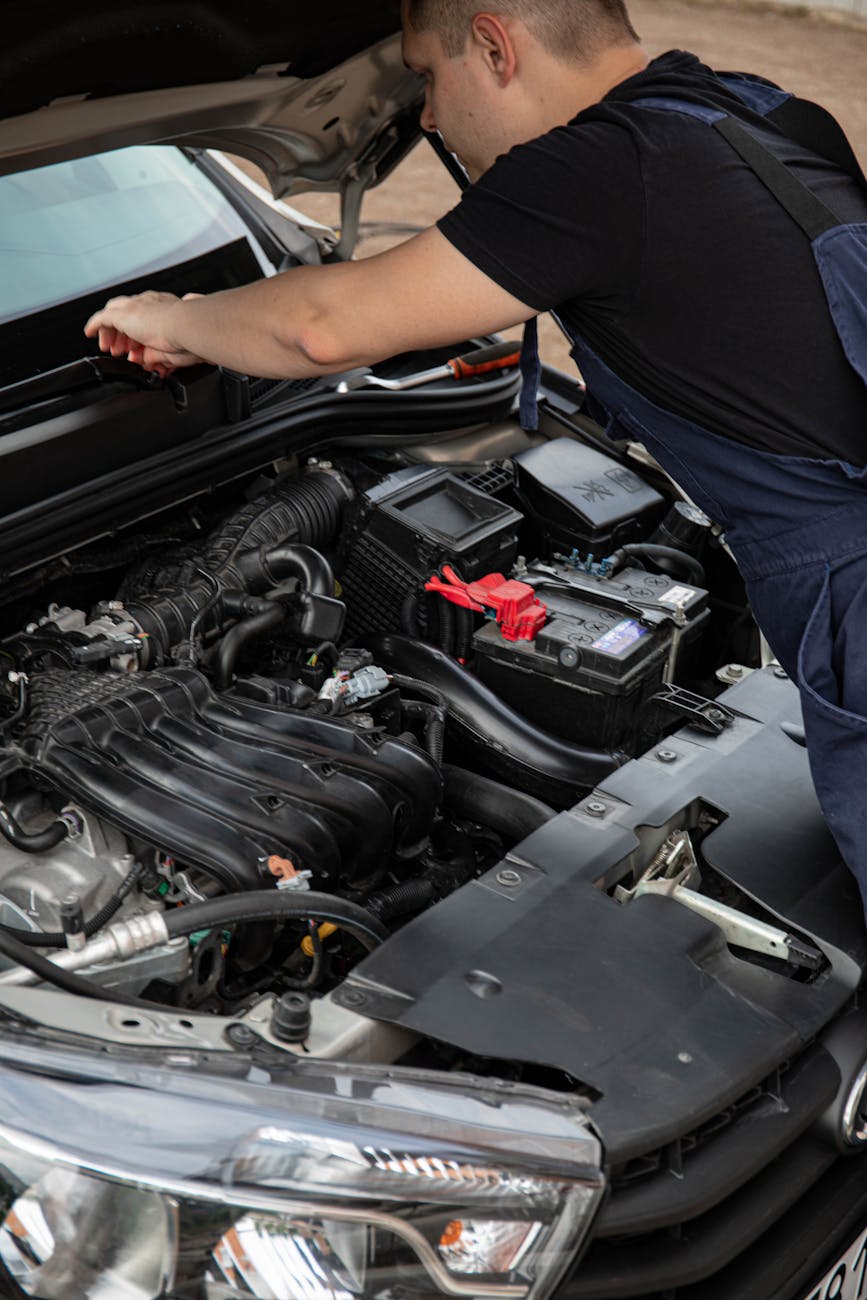 How to Choose the Right Battery Inverter/UPS