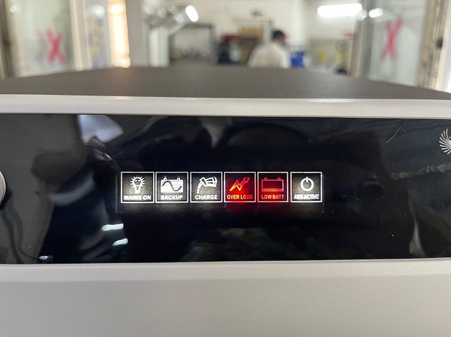 Mobile app shows the Input Voltage and Frequency